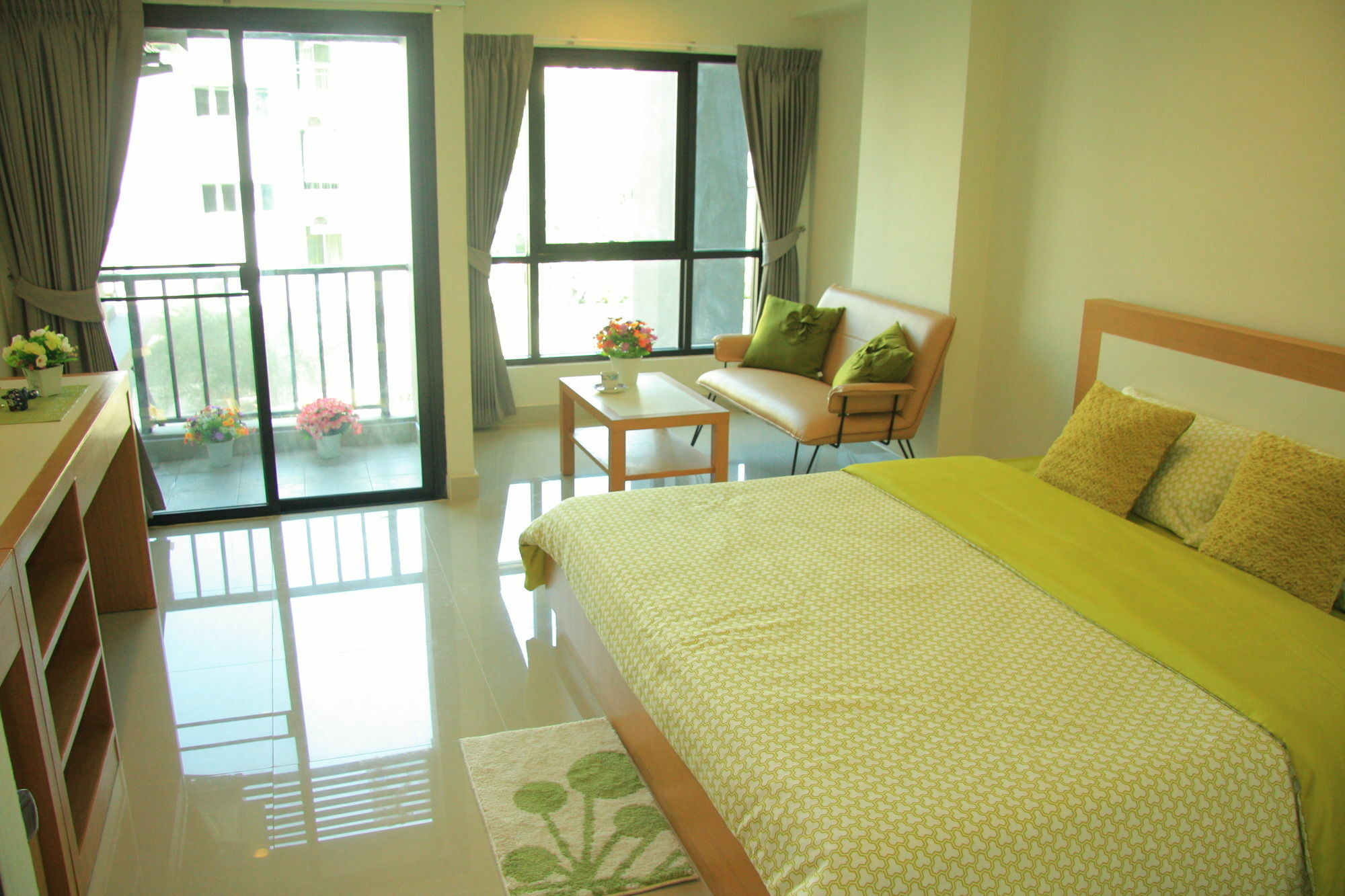 Ipremium Sukhumvit 81 Hotel Bangkok Exterior foto